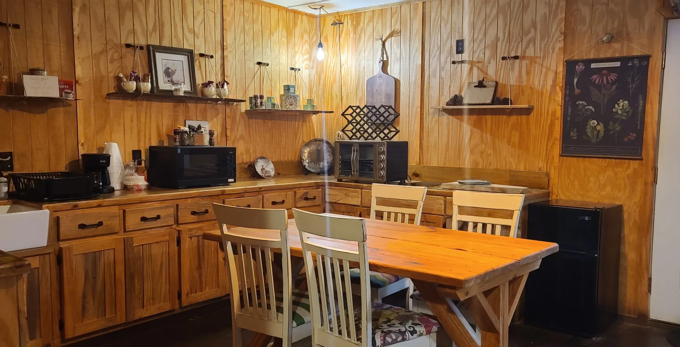 Rustic Trails Texas LLC in the wild woods, Wedding Venue, Air BnB, Retreats, Anniversary, Birthday, Class, School, Education, Meeting, Church, Upper Room, Jail, Livery, Land Office, Bunk House, Bank, Bath House, Piney Woods, Cabins, Cottages, rentals